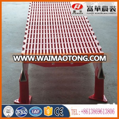 cheaper Wholesale Poultry breeding plastic Leakage pig floor